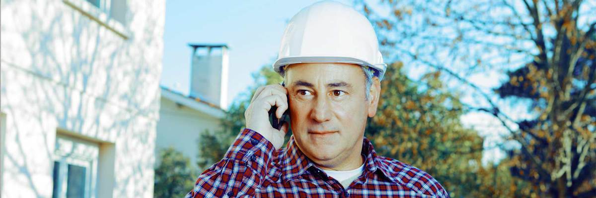 4 Reasons Why an Insulation Contractor Shows Up Late